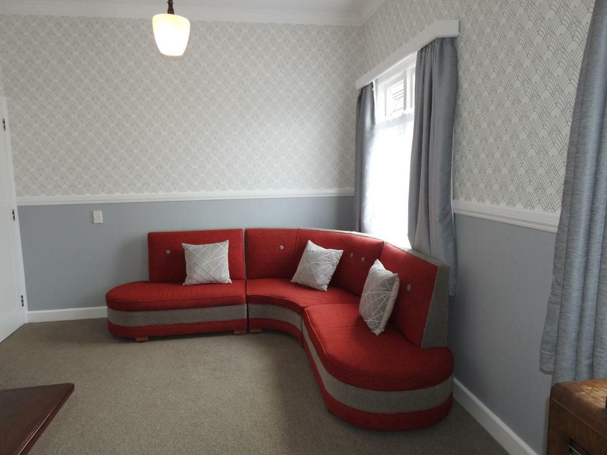 נאפייר Gardner Court Motel מראה חיצוני תמונה